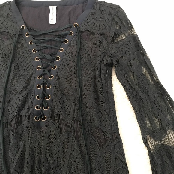 ARROW + SOL Lina Lace Dress L/S Size Small - Picture 4 of 7